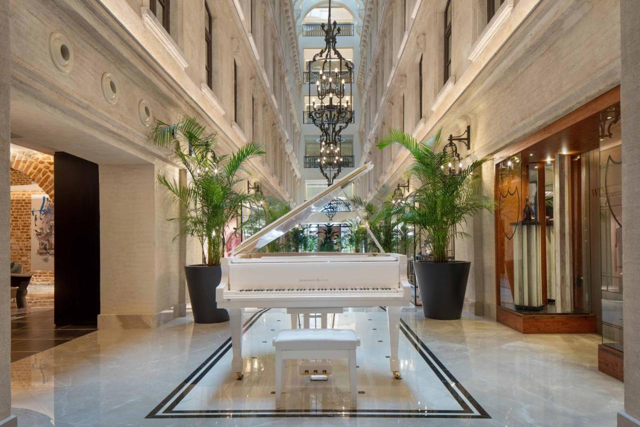 Jw Marriott Istanbul Bosphorus Hotel Bagian luar foto