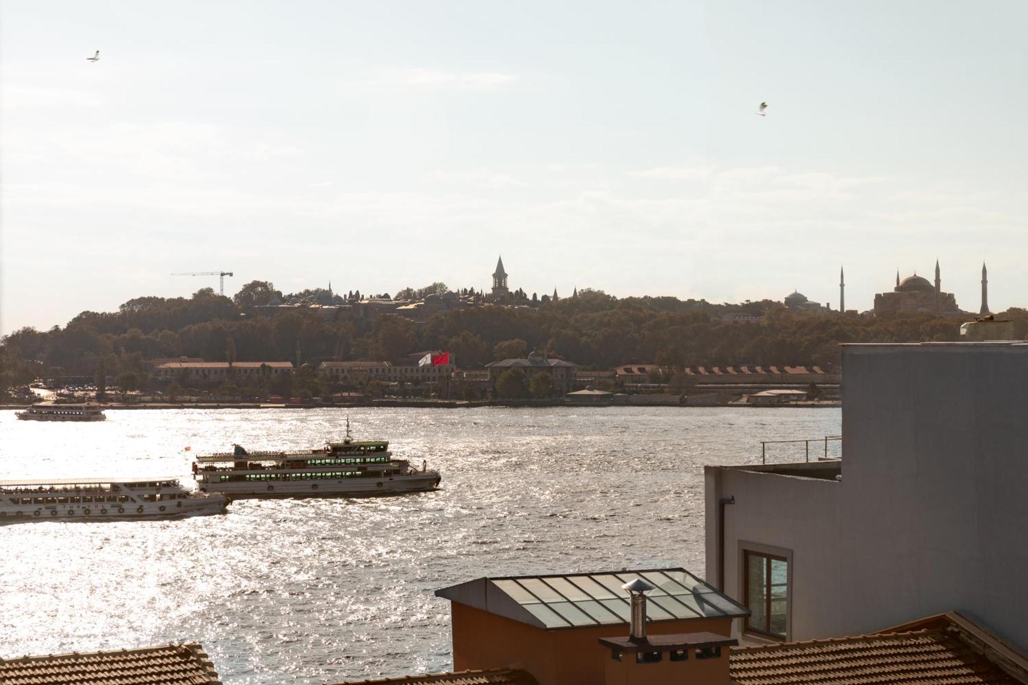 Jw Marriott Istanbul Bosphorus Hotel Bagian luar foto