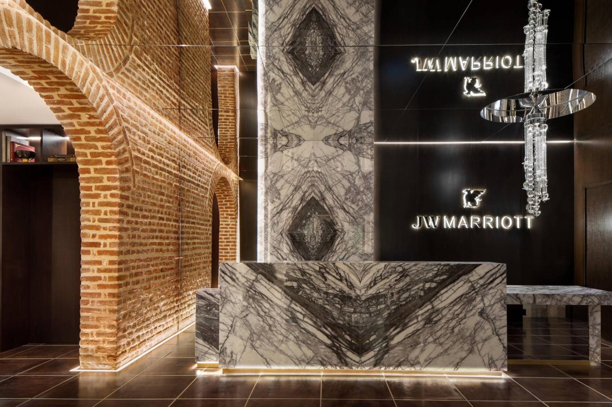 Jw Marriott Istanbul Bosphorus Hotel Bagian luar foto