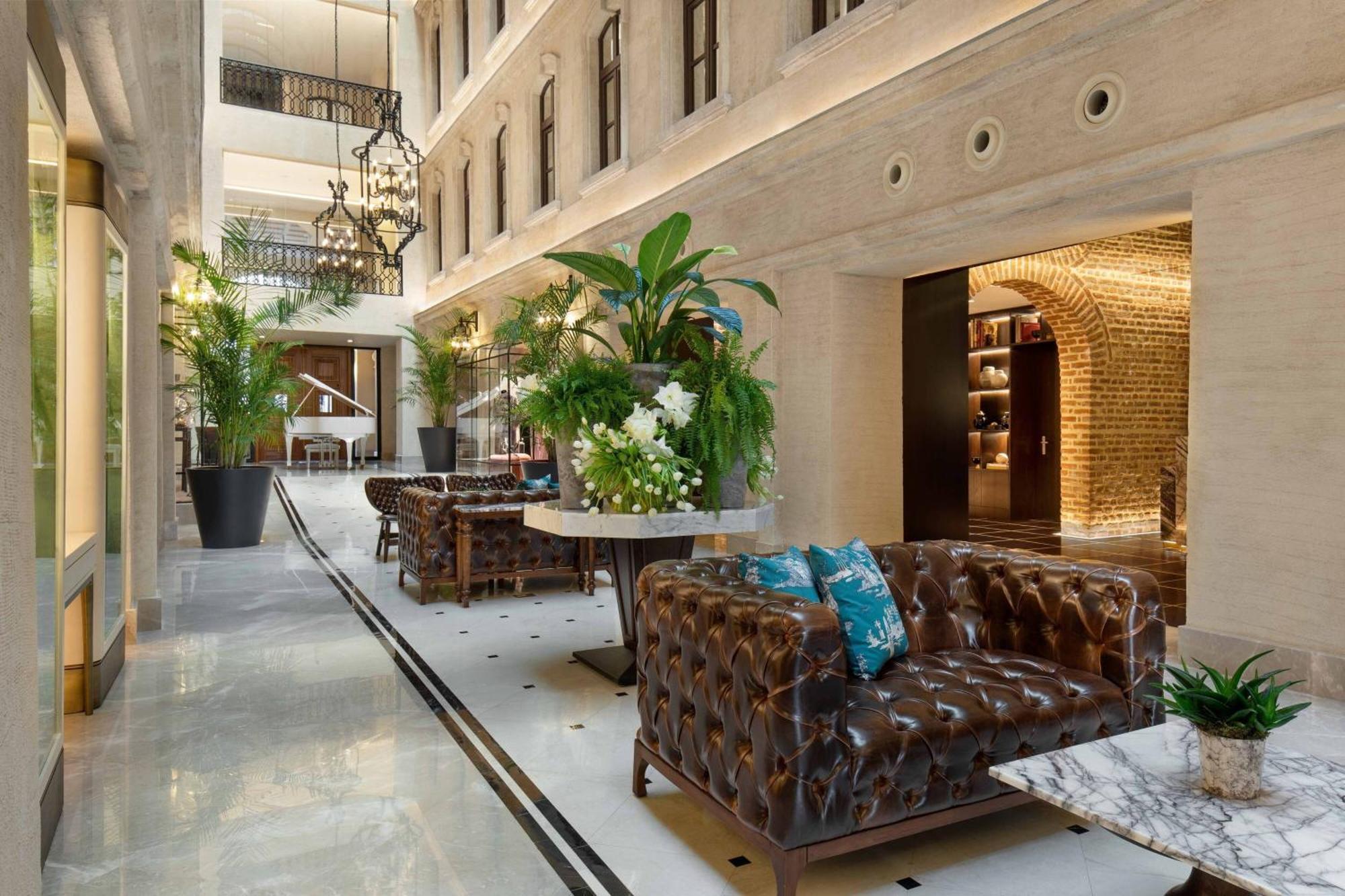 Jw Marriott Istanbul Bosphorus Hotel Bagian luar foto