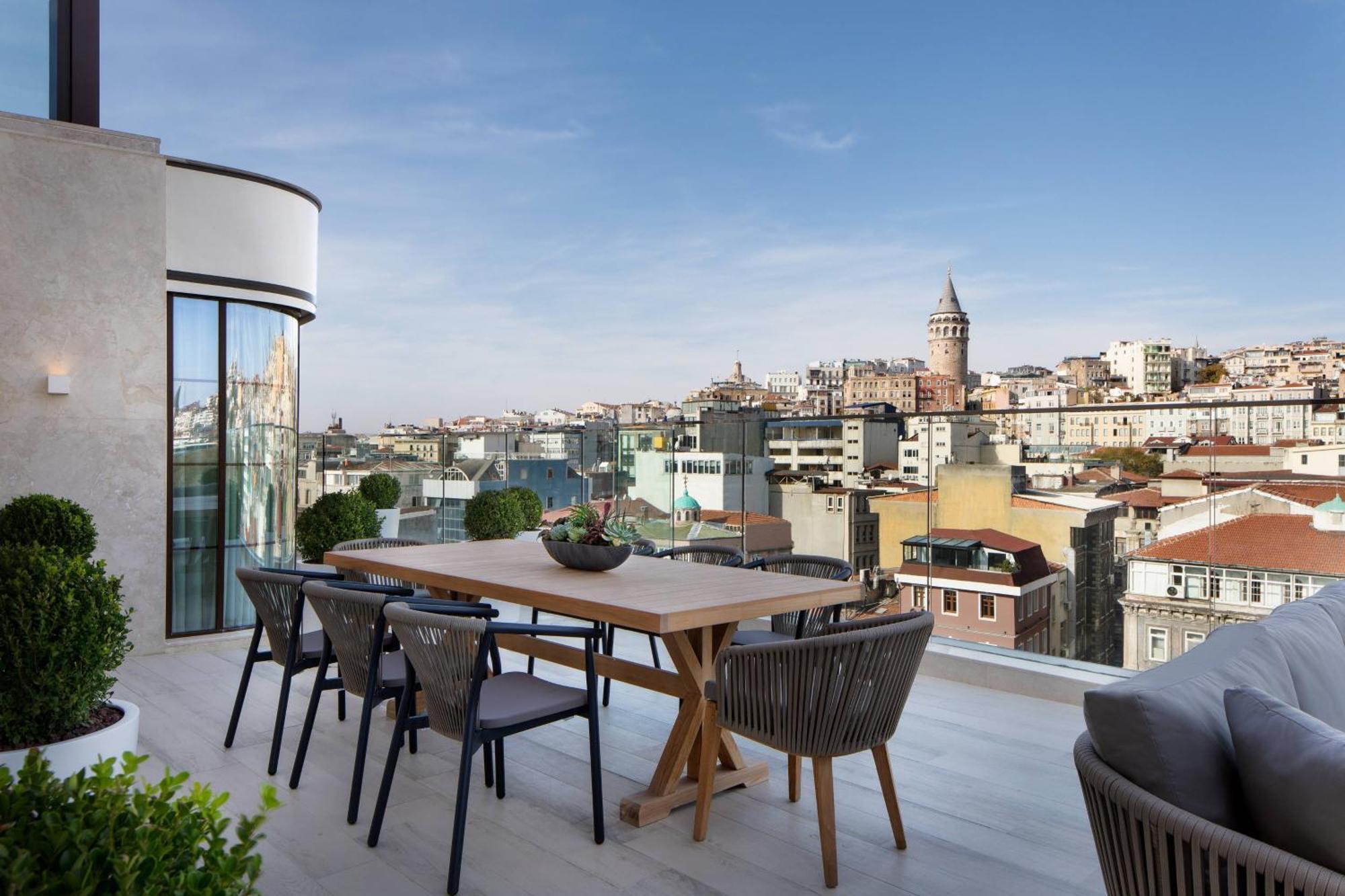 Jw Marriott Istanbul Bosphorus Hotel Bagian luar foto