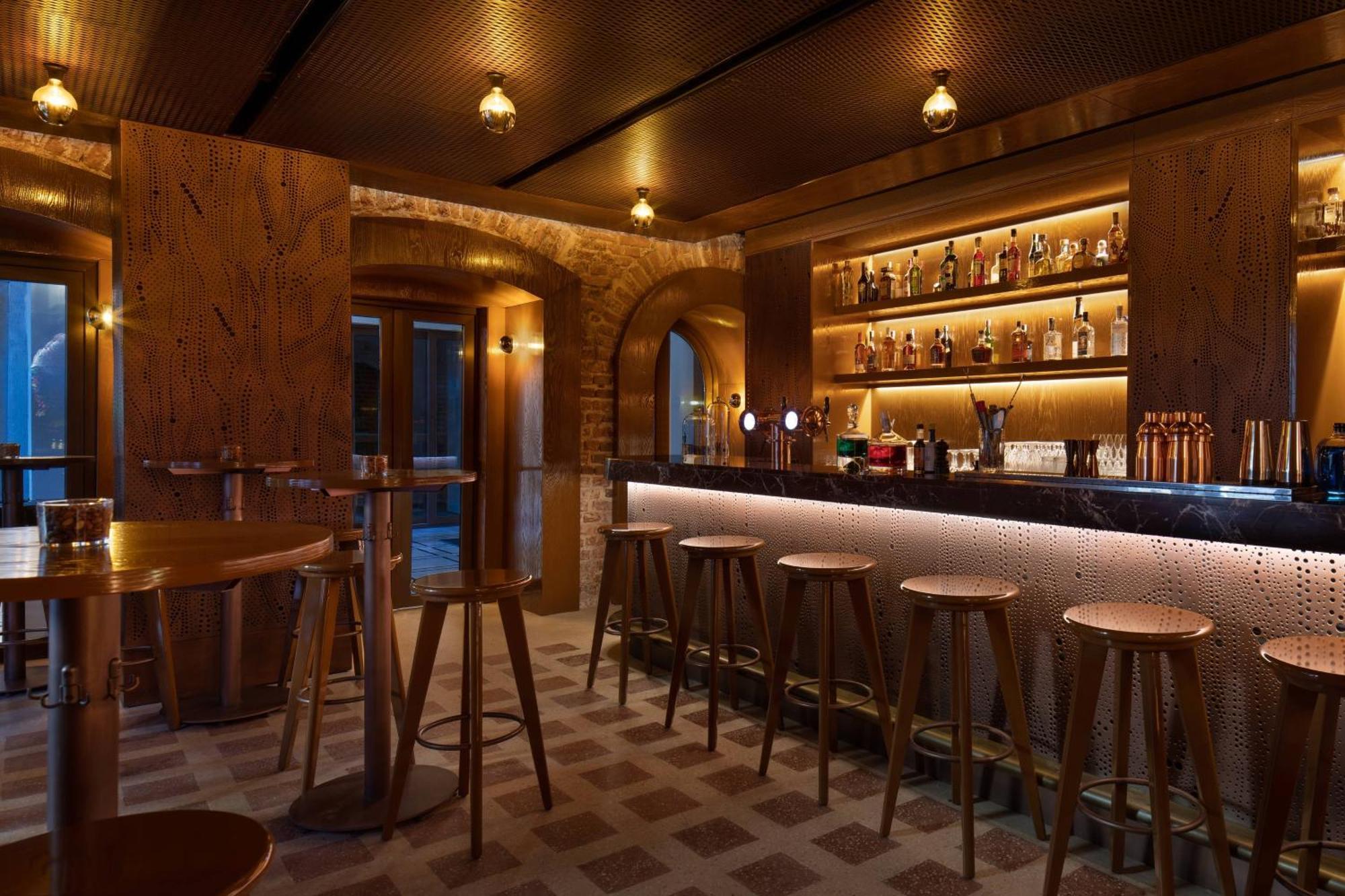Jw Marriott Istanbul Bosphorus Hotel Bagian luar foto